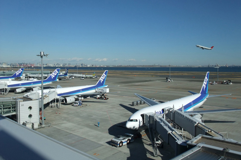 Haneda Airport Recommended Spots／ Restaurants You Can Watch Planes From_1