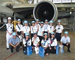 格納庫見学バスツアーの写真